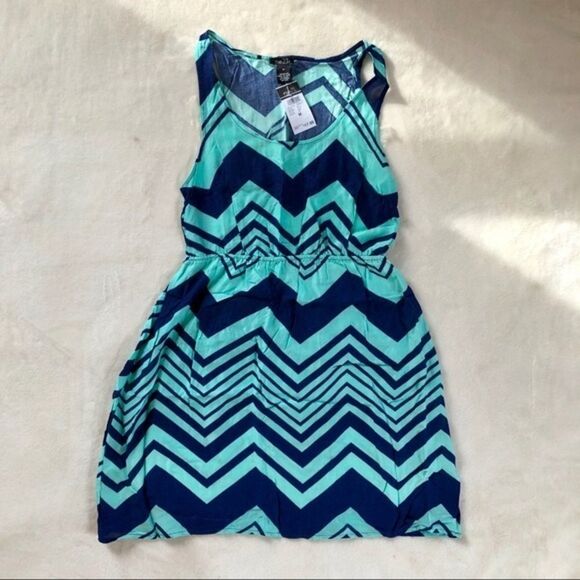 Rue21 navy and turquoise chevron‎ cutout sundress - Picture 1 of 7